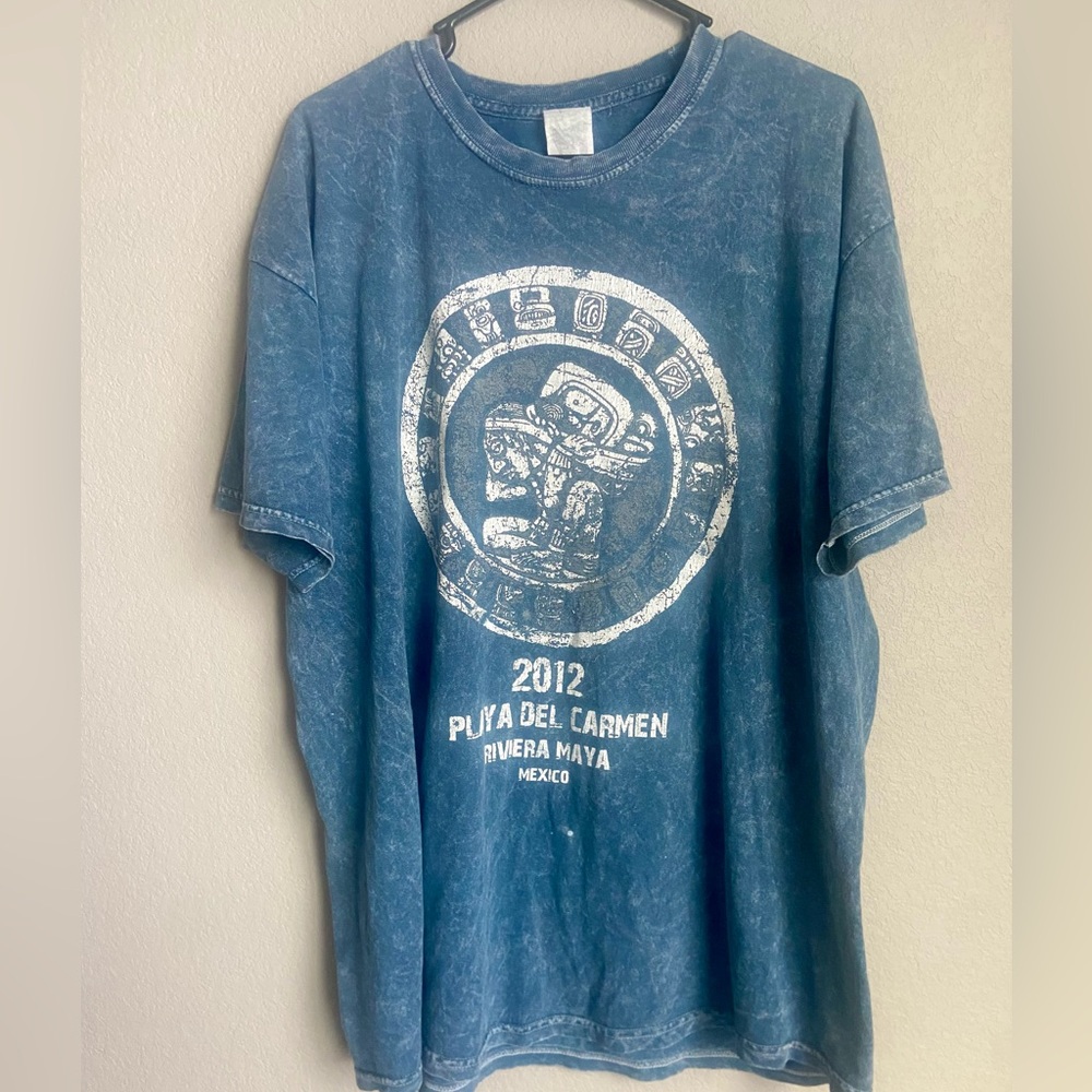 Vintage Riviera Maya Mexico tee.